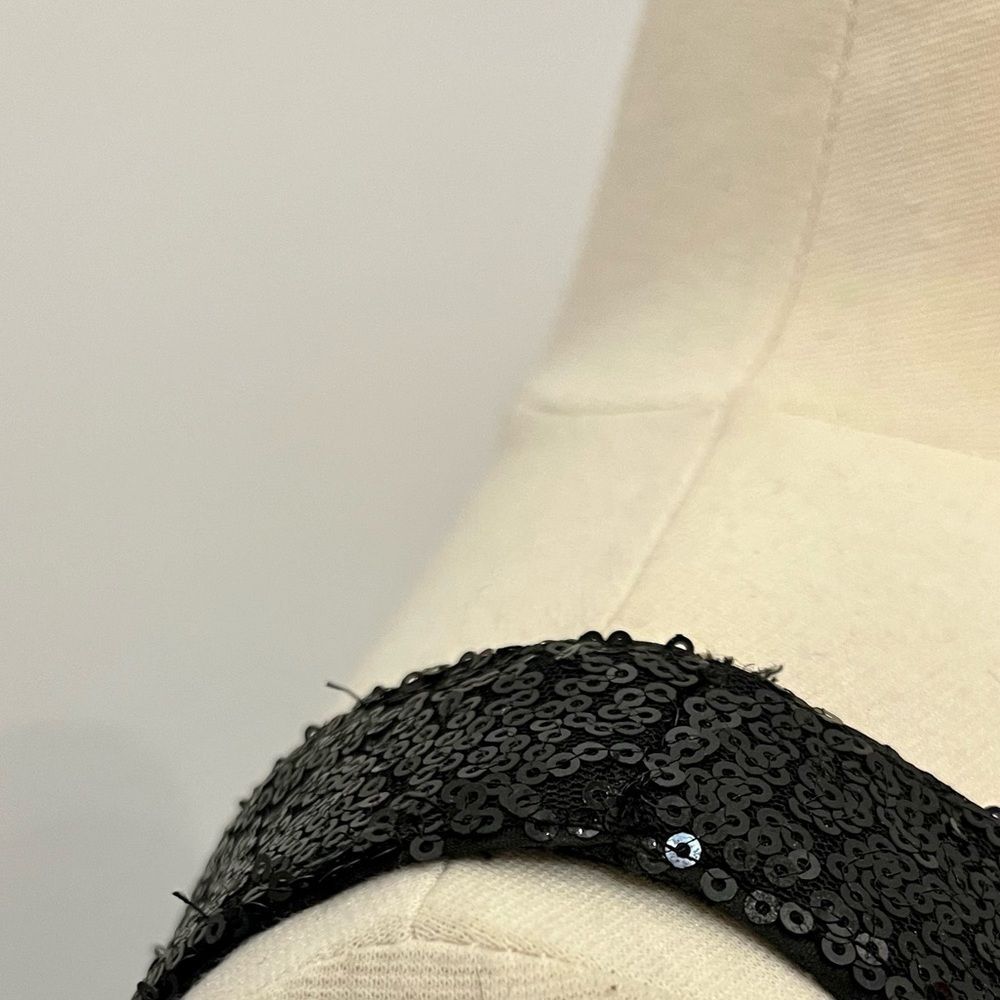 STUNNING Mac Duggal Black Sequin Fit and Flare Formal Dress - Picture 11 of 12